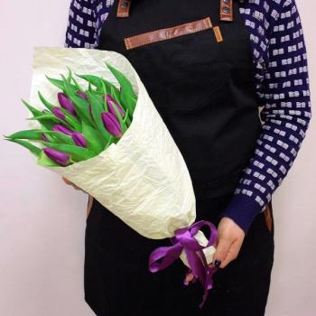 Фиолетовый тюльпан 15 шт код: 241785