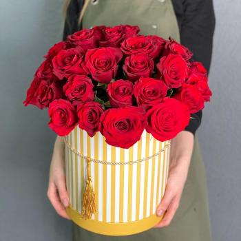 Коробка цветов из свежих Роз